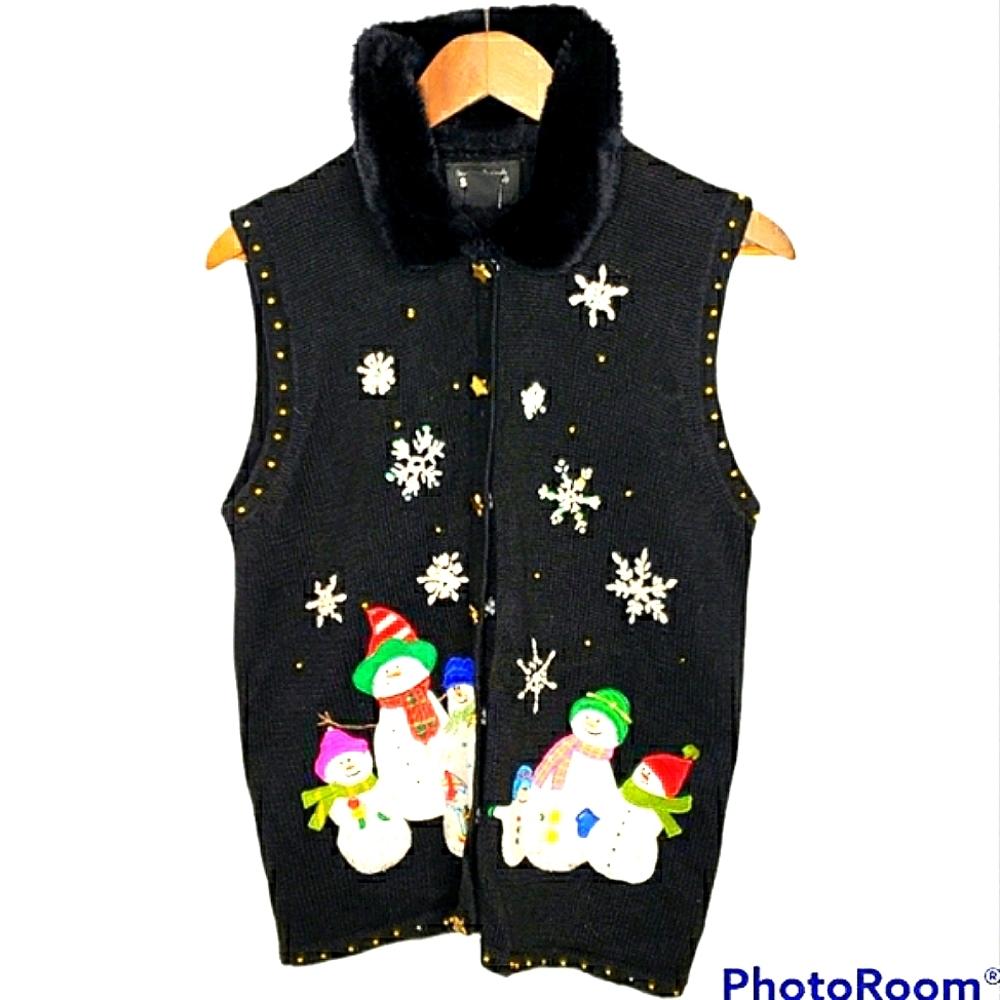 Design Originals Joy Faux Fur Collar Snowman Snowflakes Beaded Granny Core S